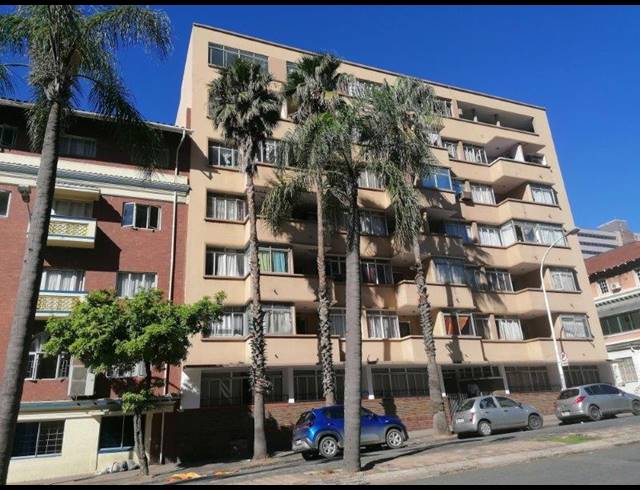 2 BEDROOM APARTMENT FOR SALE IN DURBAN CENTRAL
